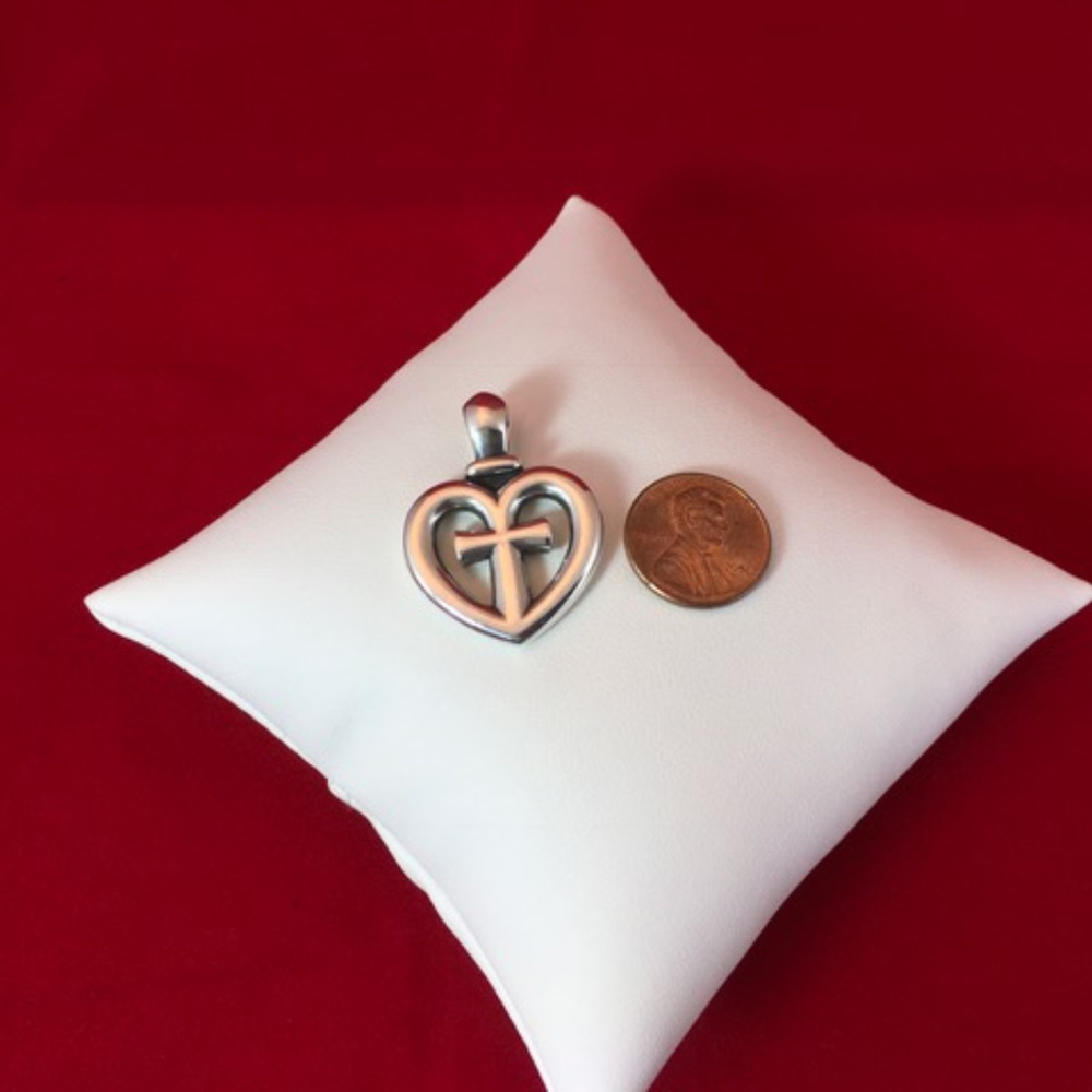 James Avery RETIRED Sterling  Heart Cross Pendant - Picture 4 of 4